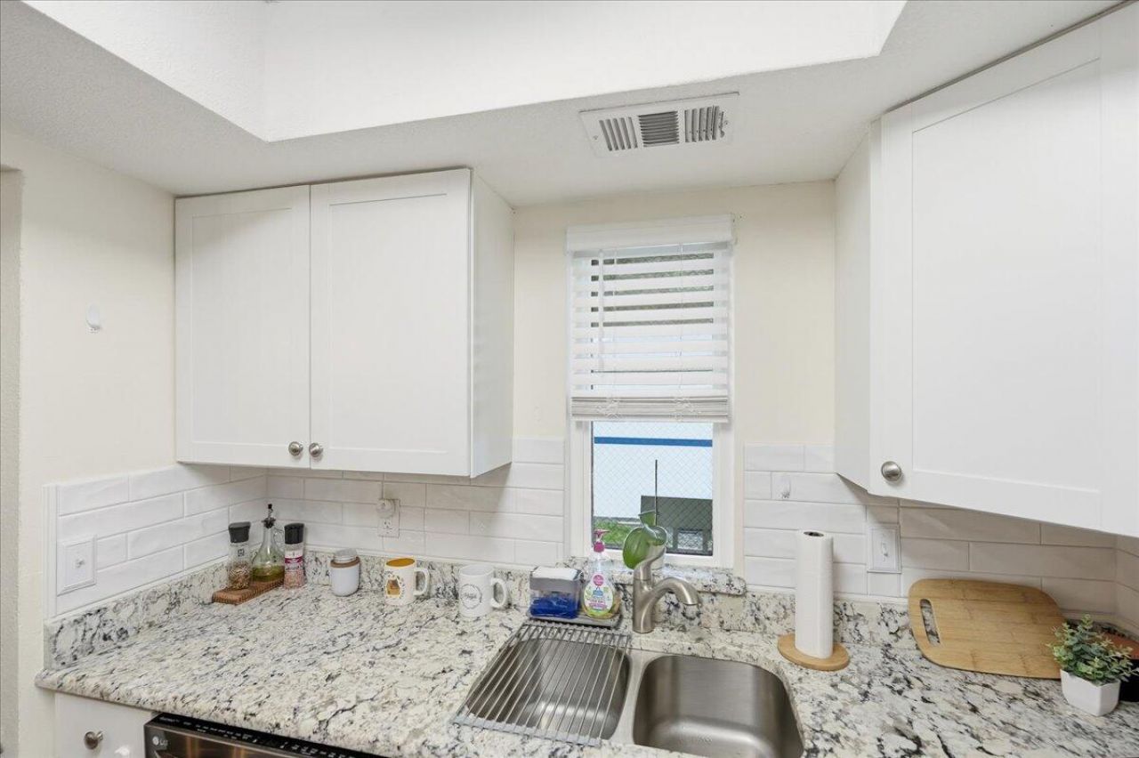 1506 SE Royal Green Circle, Unit 204, Port Saint Lucie, FL 34952 Photo