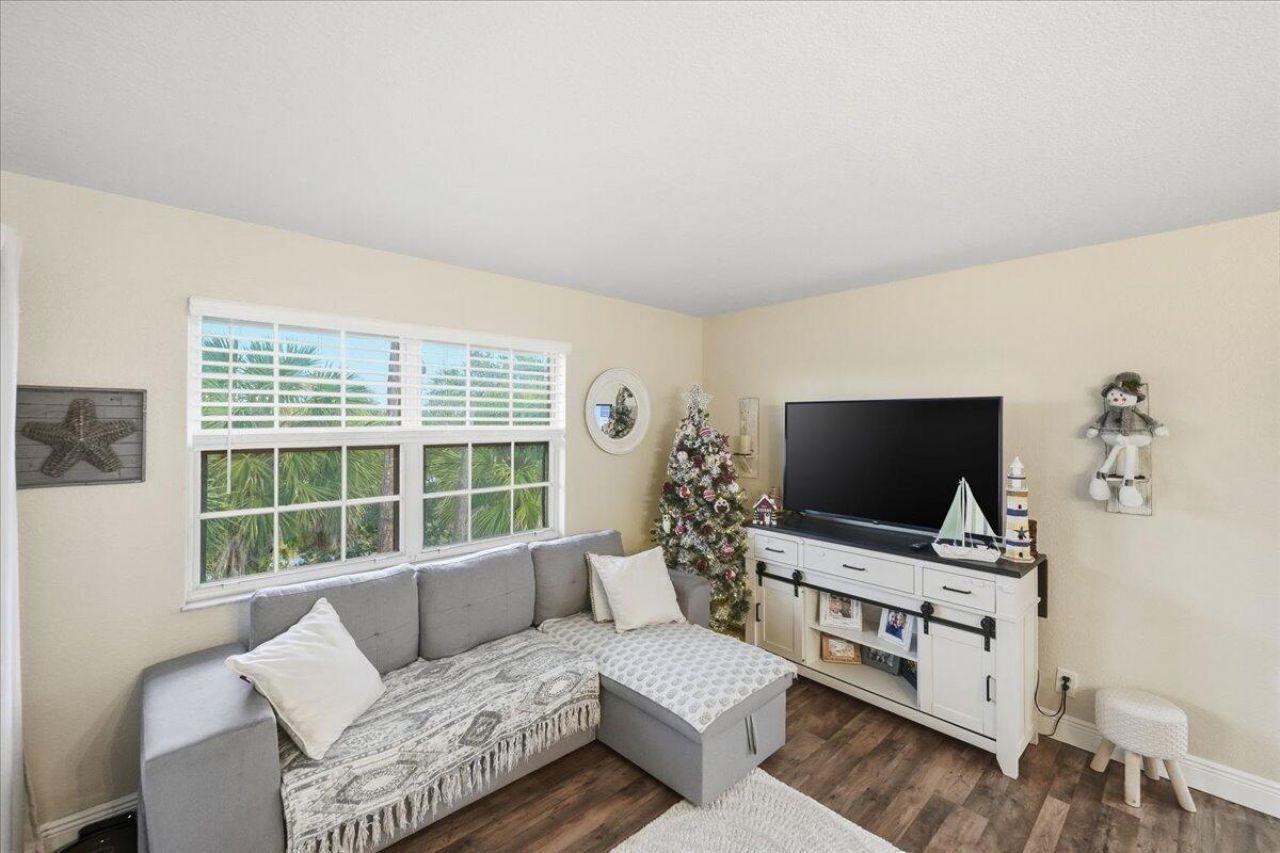 1506 SE Royal Green Circle, Unit 204, Port Saint Lucie, FL 34952 Photo