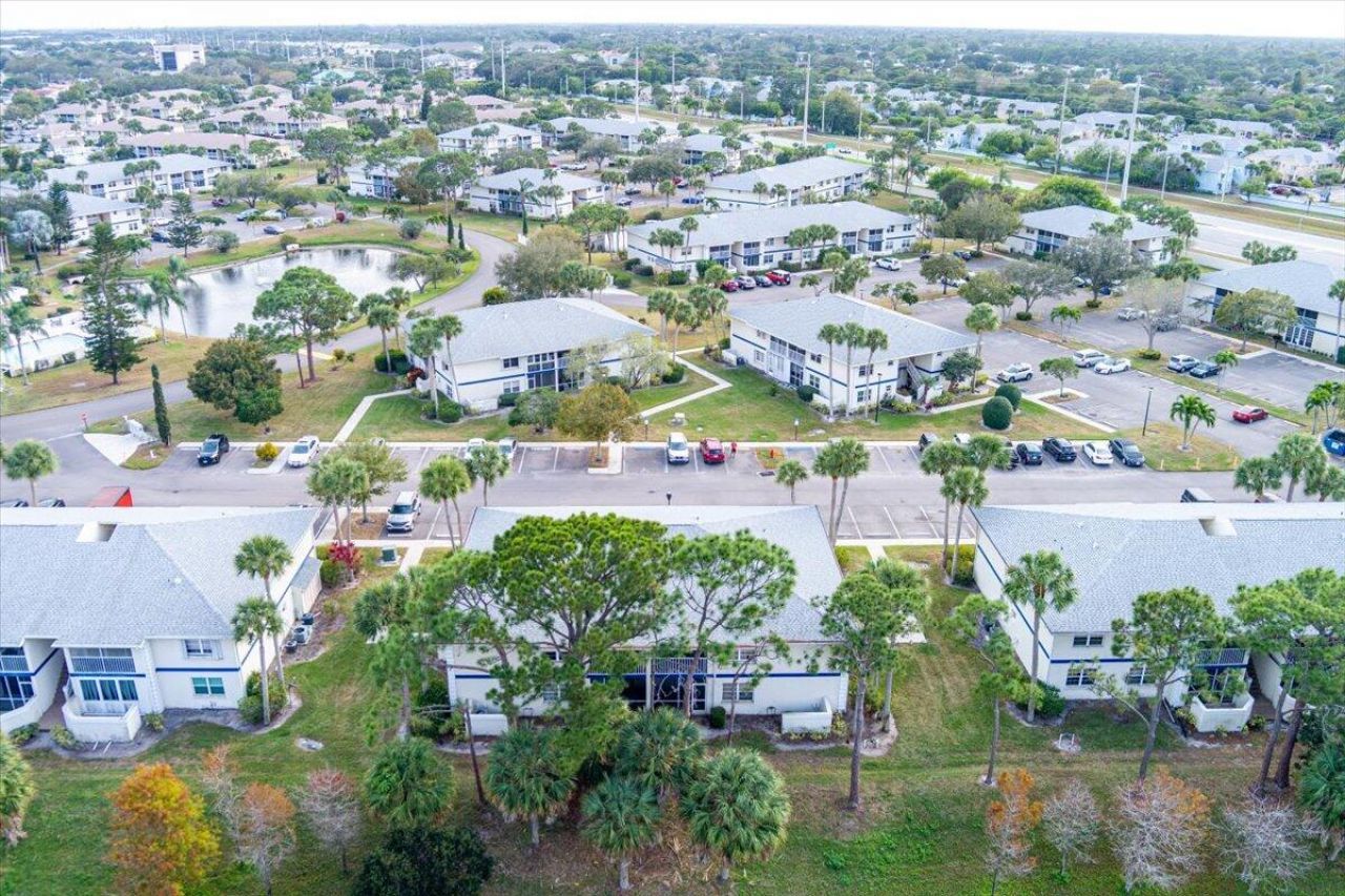 1506 SE Royal Green Circle, Unit 204, Port Saint Lucie, FL 34952 Photo