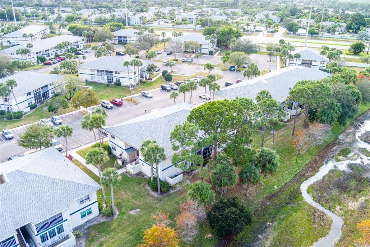 1506 SE Royal Green Circle, Unit 204, Port Saint Lucie, FL 34952 Photo