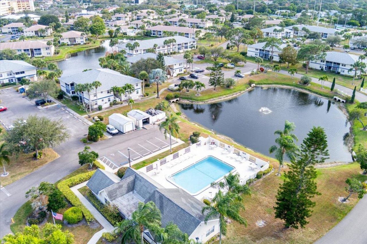 1506 SE Royal Green Circle, Unit 204, Port Saint Lucie, FL 34952 Photo