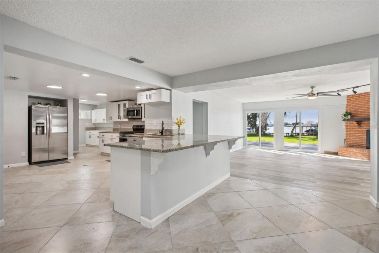 20 Lake Idylwild Drive N, Winter Haven, FL 33881 Photo