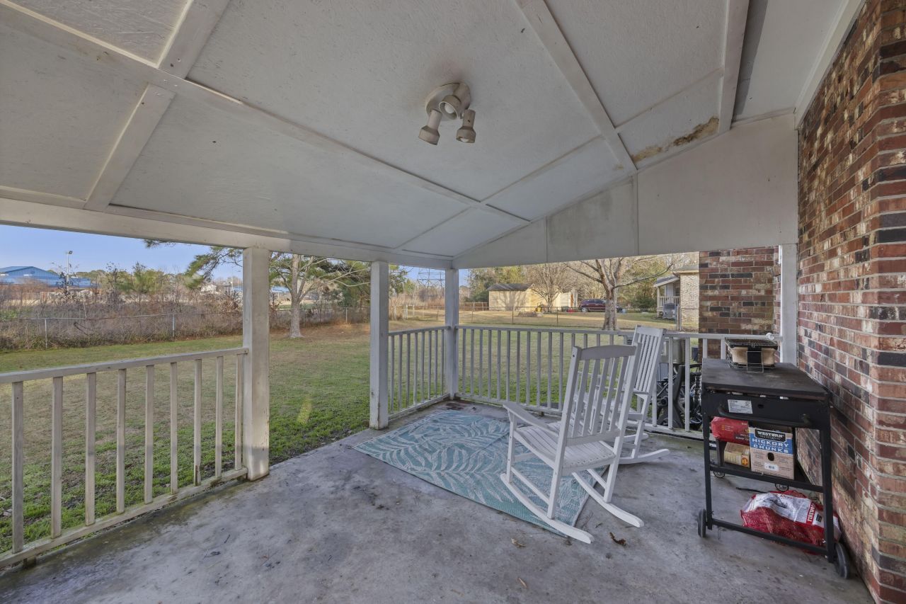 122 Elmora Avenue Photo 4