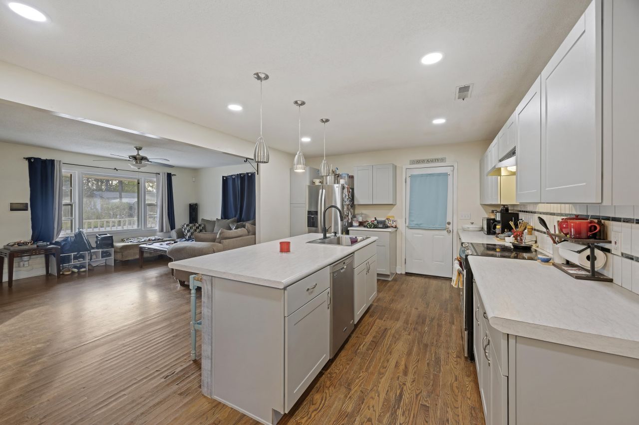 122 Elmora Avenue Photo 9