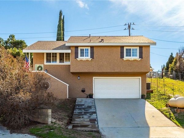 15152 Ojibwa Place, Lake Hughes, CA 93532