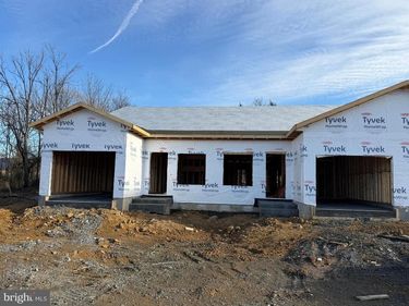 337 LORA DRIVE, WOODSTOCK, VA 22664