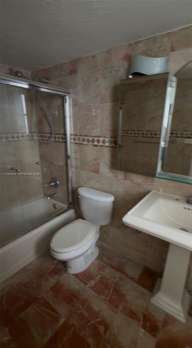 1800 Collins Ave, Unit 19B, Miami Beach, FL 33139 Photo