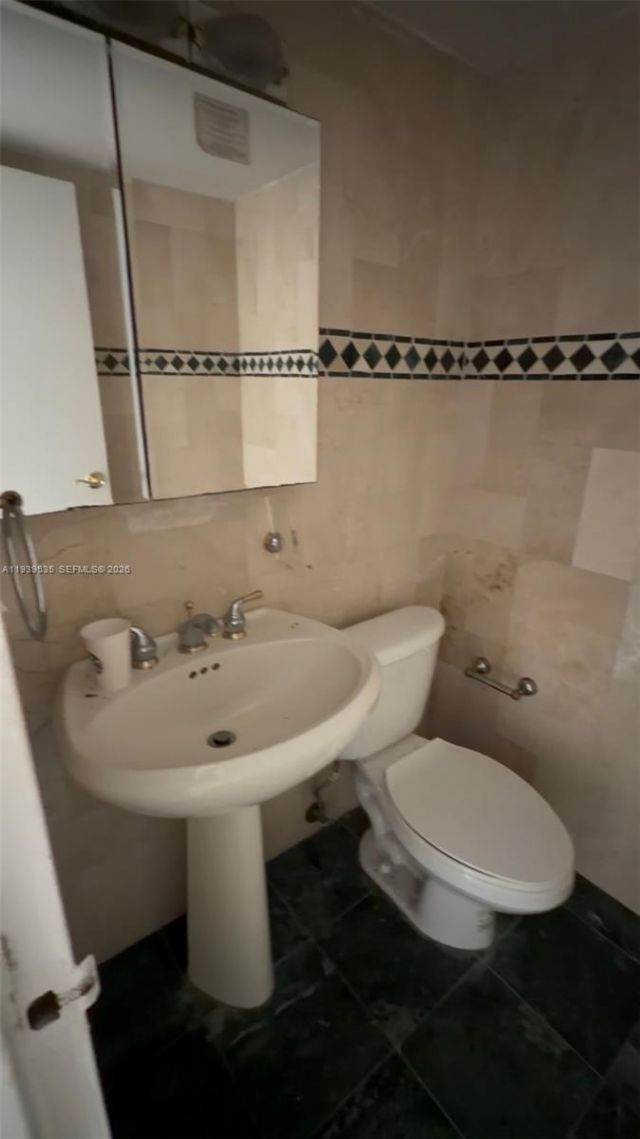 1800 Collins Ave, Unit 19B, Miami Beach, FL 33139 Photo