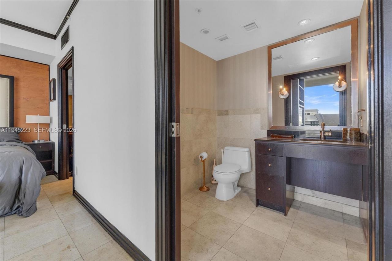 1437 Collins Ave, Unit PH18, Miami Beach, FL 33139 Photo