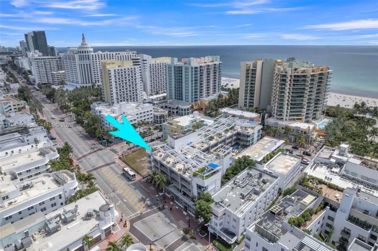 1437 Collins Ave, Unit PH18, Miami Beach, FL 33139 Photo