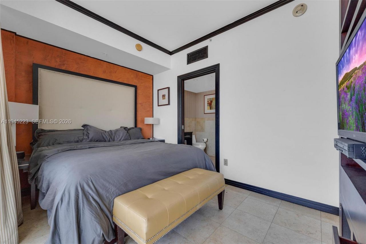 1437 Collins Ave, Unit PH18, Miami Beach, FL 33139 Photo