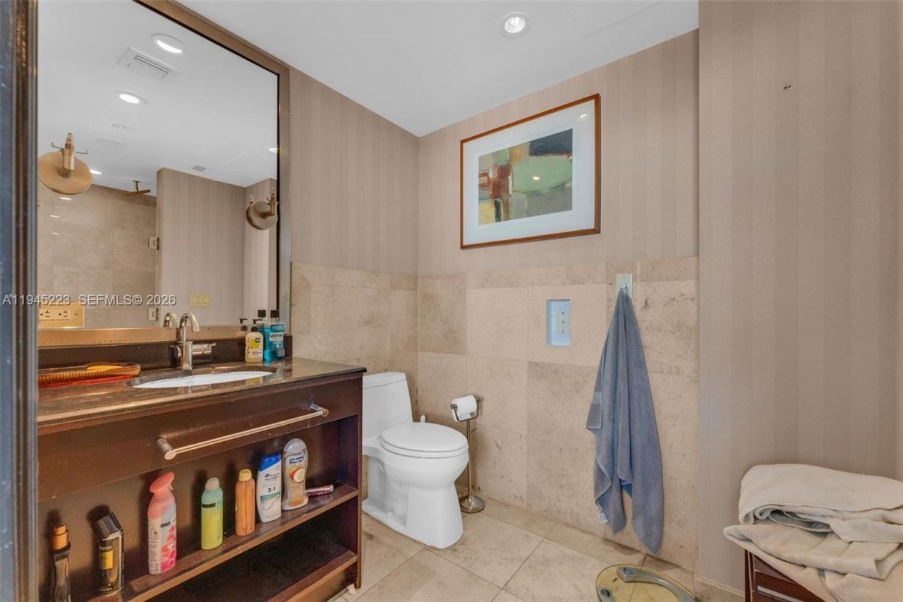 1437 Collins Ave, Unit PH18, Miami Beach, FL 33139 Photo