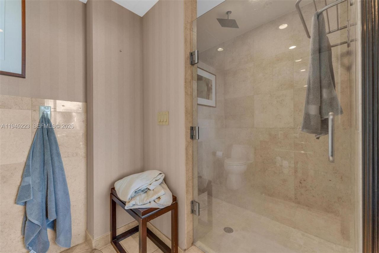 1437 Collins Ave, Unit PH18, Miami Beach, FL 33139 Photo