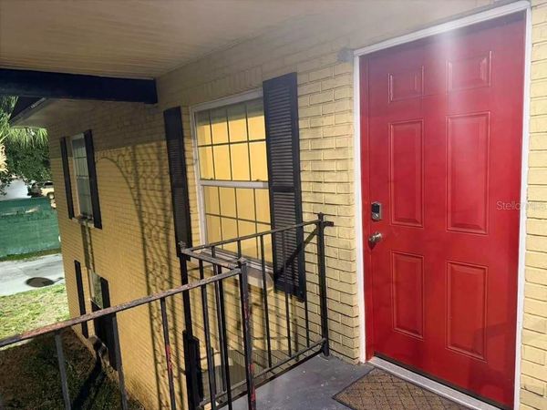 2800 E 113TH AVENUE, Unit 212, TAMPA, FL 33612