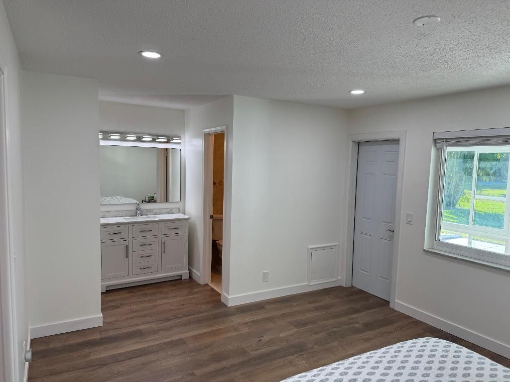 917 S Drive Terrace, Unit B, Delray Beach, FL 33445 Photo