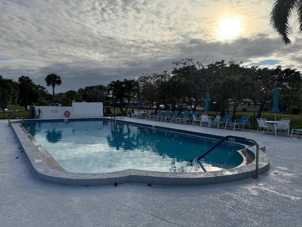 917 S Drive Terrace, Unit B, Delray Beach, FL 33445 Photo