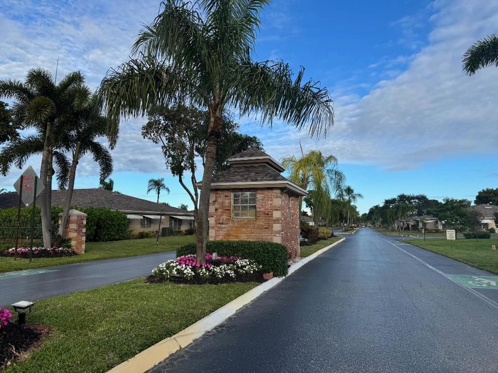 917 S Drive Terrace, Unit B, Delray Beach, FL 33445 Photo