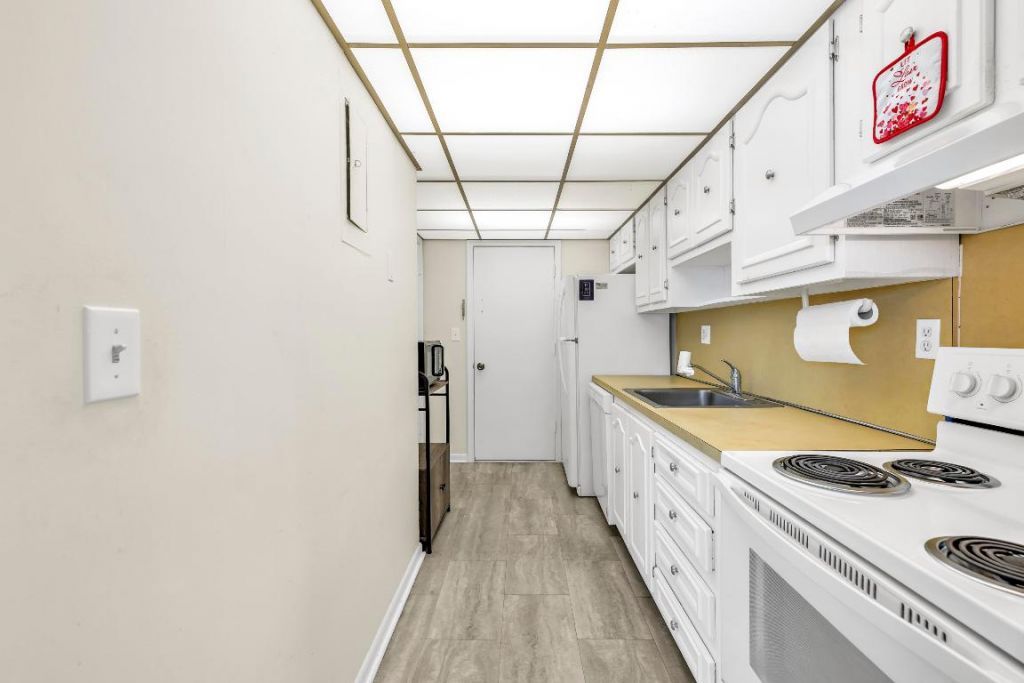 298 SW 6th Street, Unit 204, Boca Raton, FL 33432 Photo