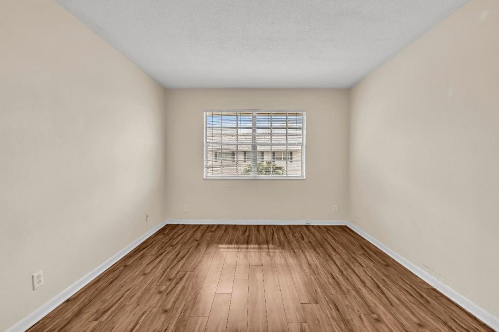 298 SW 6th Street, Unit 204, Boca Raton, FL 33432 Photo