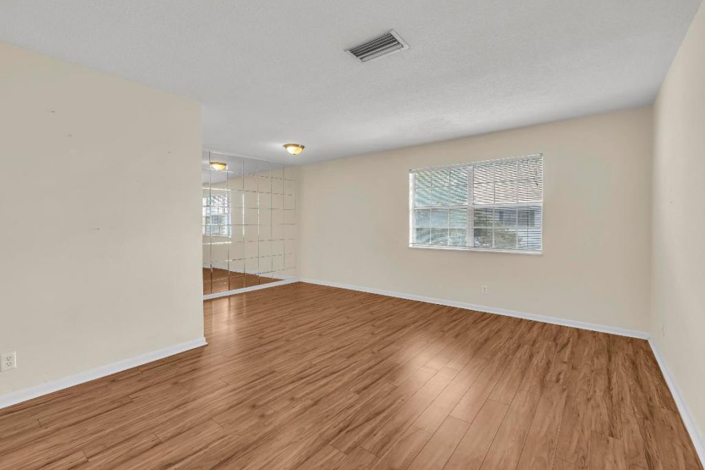 298 SW 6th Street, Unit 204, Boca Raton, FL 33432 Photo