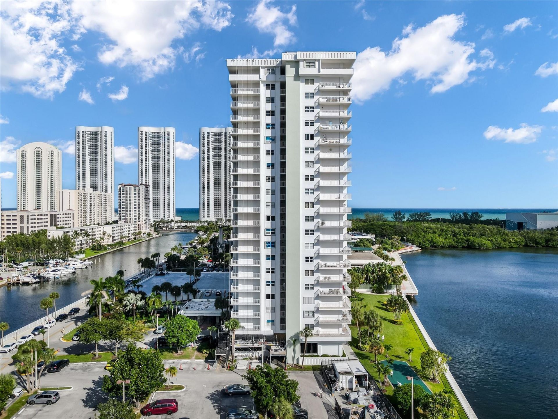 500 Bayview Drive, Unit 2023, Sunny Isles Beach, FL 33160 Photo