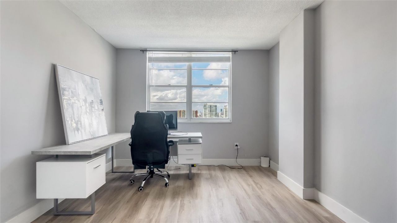 500 Bayview Drive, Unit 2023, Sunny Isles Beach, FL 33160 Photo