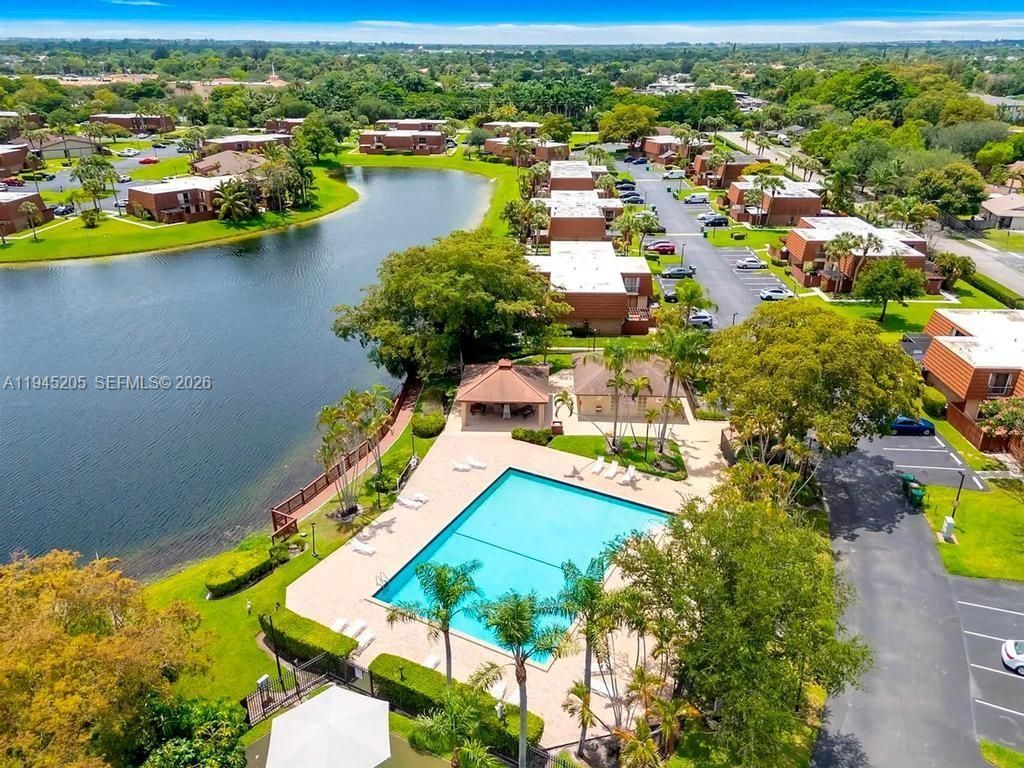 11920 SW 9th Mnr, Davie, FL 33325 Photo