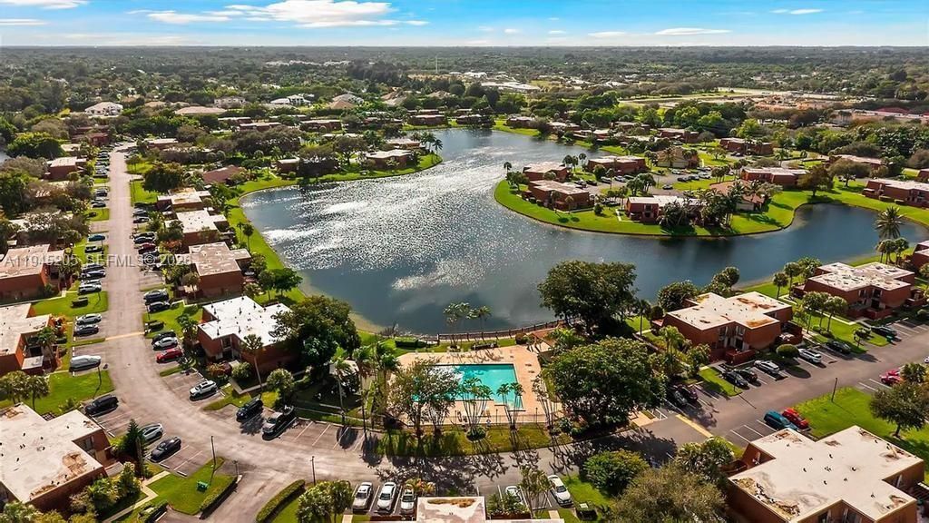 11920 SW 9th Mnr, Davie, FL 33325 Photo