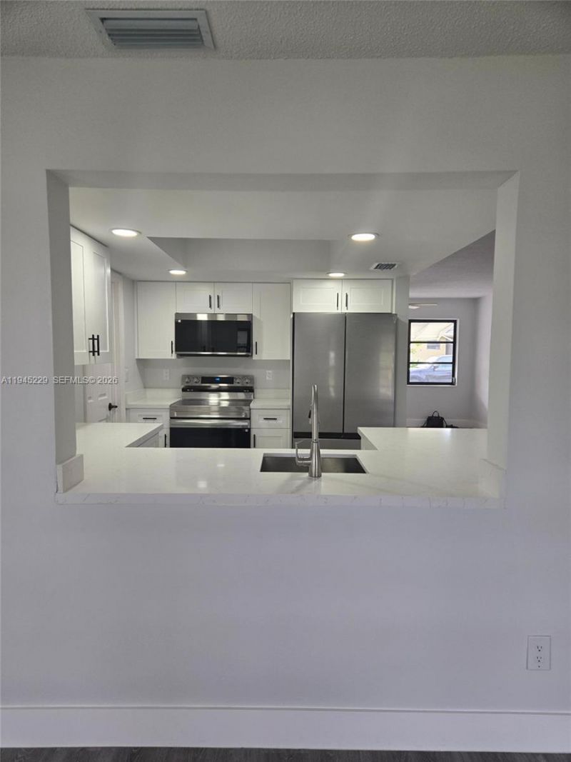 6855 NW 9th St, Margate, FL 33063 Photo