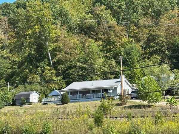 11 Paddy Hollow Drive, Lavalette, WV 25535