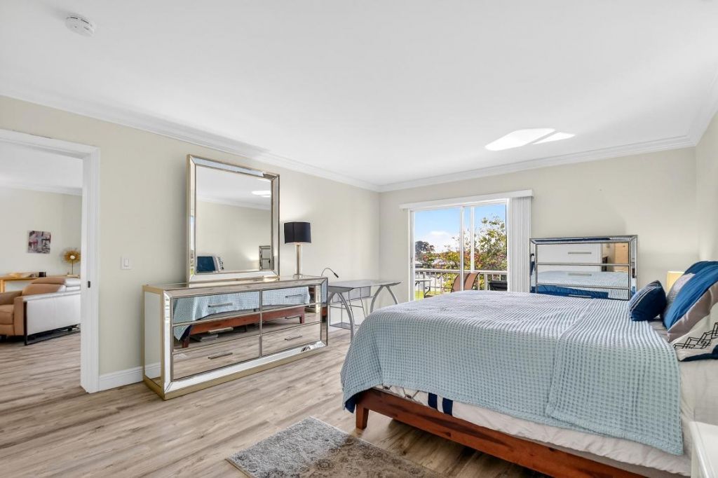 250 John F Kennedy Drive, Unit 302, Atlantis, FL 33462 Photo