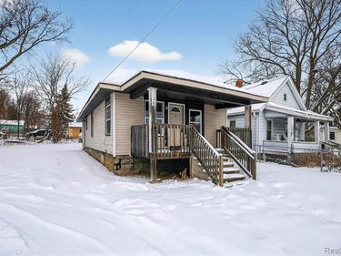 1117 E Oakland Avenue, Lansing, MI 48906