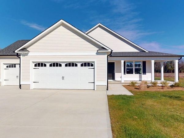 106 Gorman Place, La Grange, NC 28551