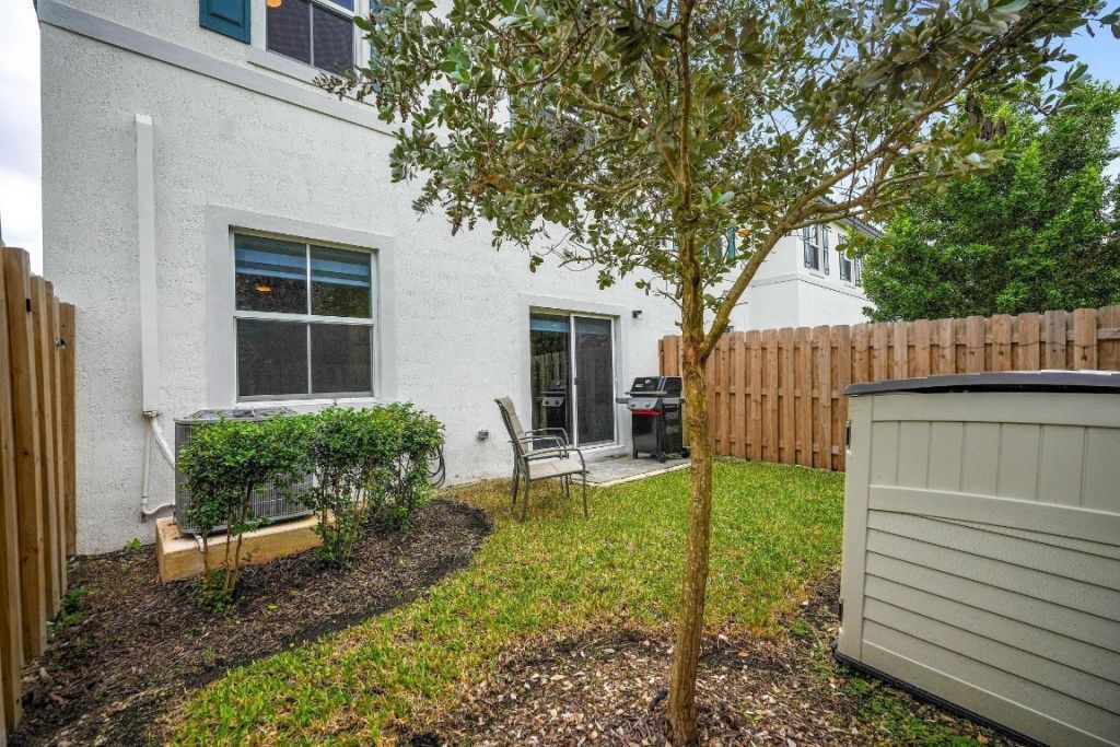 11881 NW 46th Street, Coral Springs, FL 33076 Photo