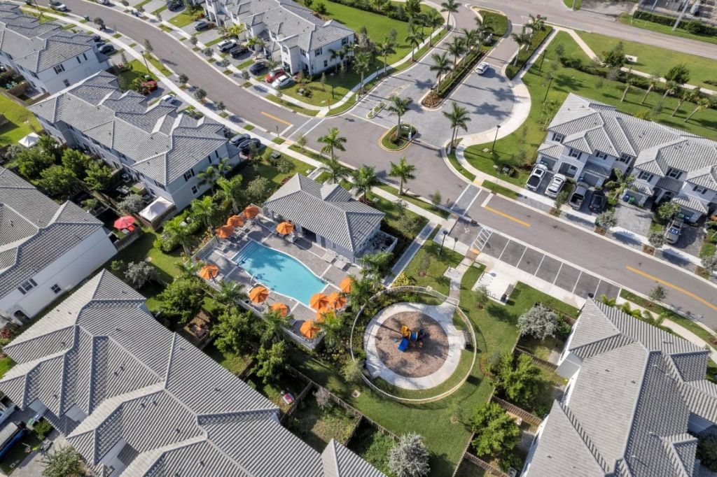 11881 NW 46th Street, Coral Springs, FL 33076 Photo