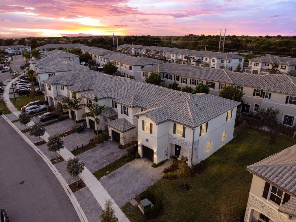 11881 NW 46th Street, Coral Springs, FL 33076 Photo