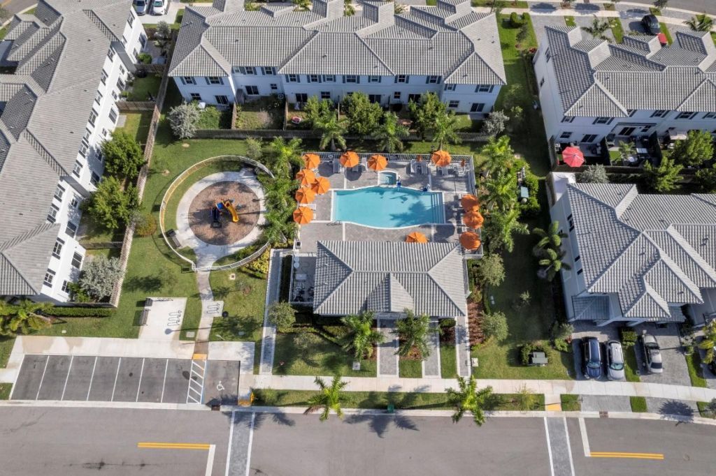 11881 NW 46th Street, Coral Springs, FL 33076 Photo