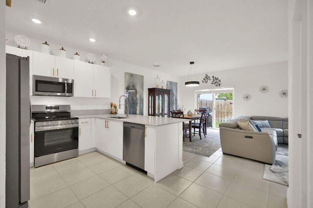 11881 NW 46th Street, Coral Springs, FL 33076 Photo