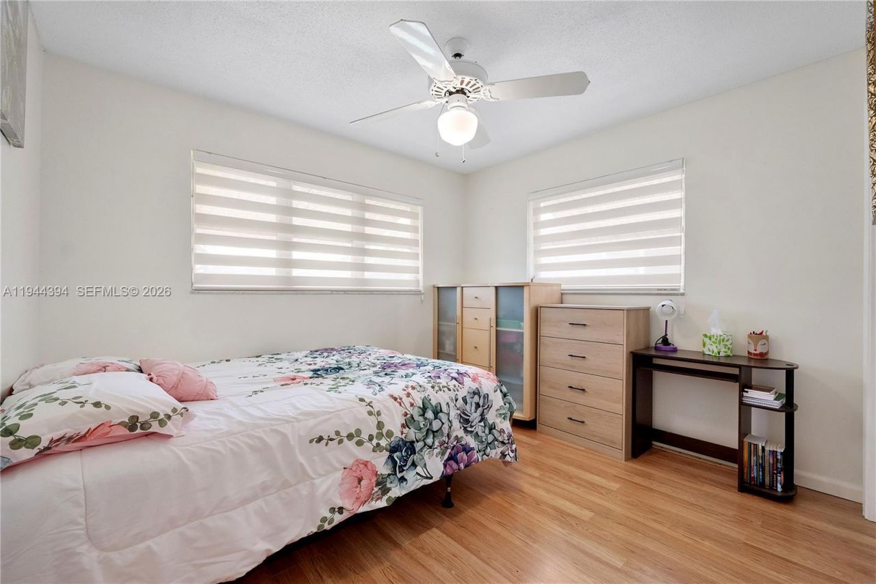 5011 NW 51st St, Tamarac, FL 33319 Photo