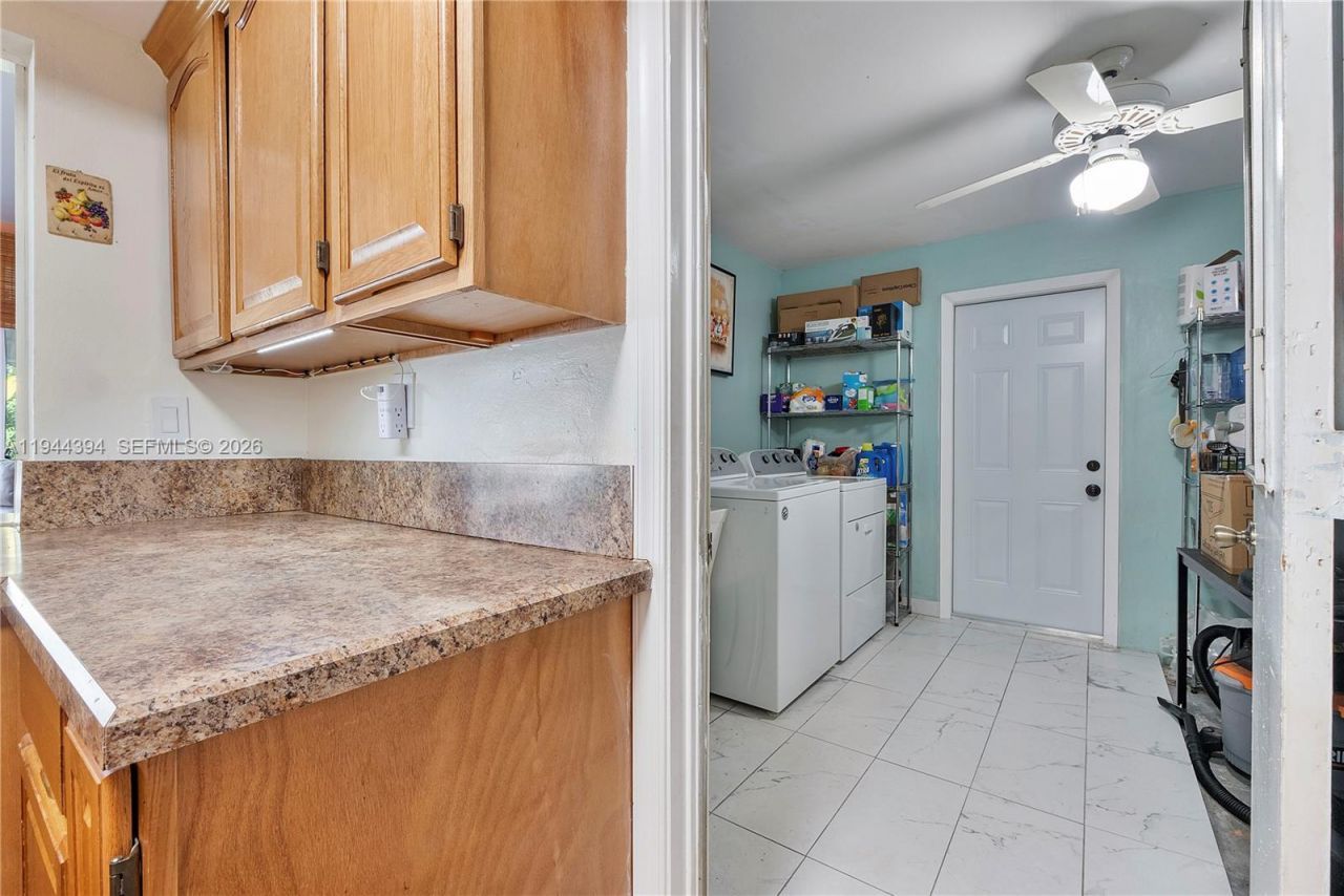 5011 NW 51st St, Tamarac, FL 33319 Photo