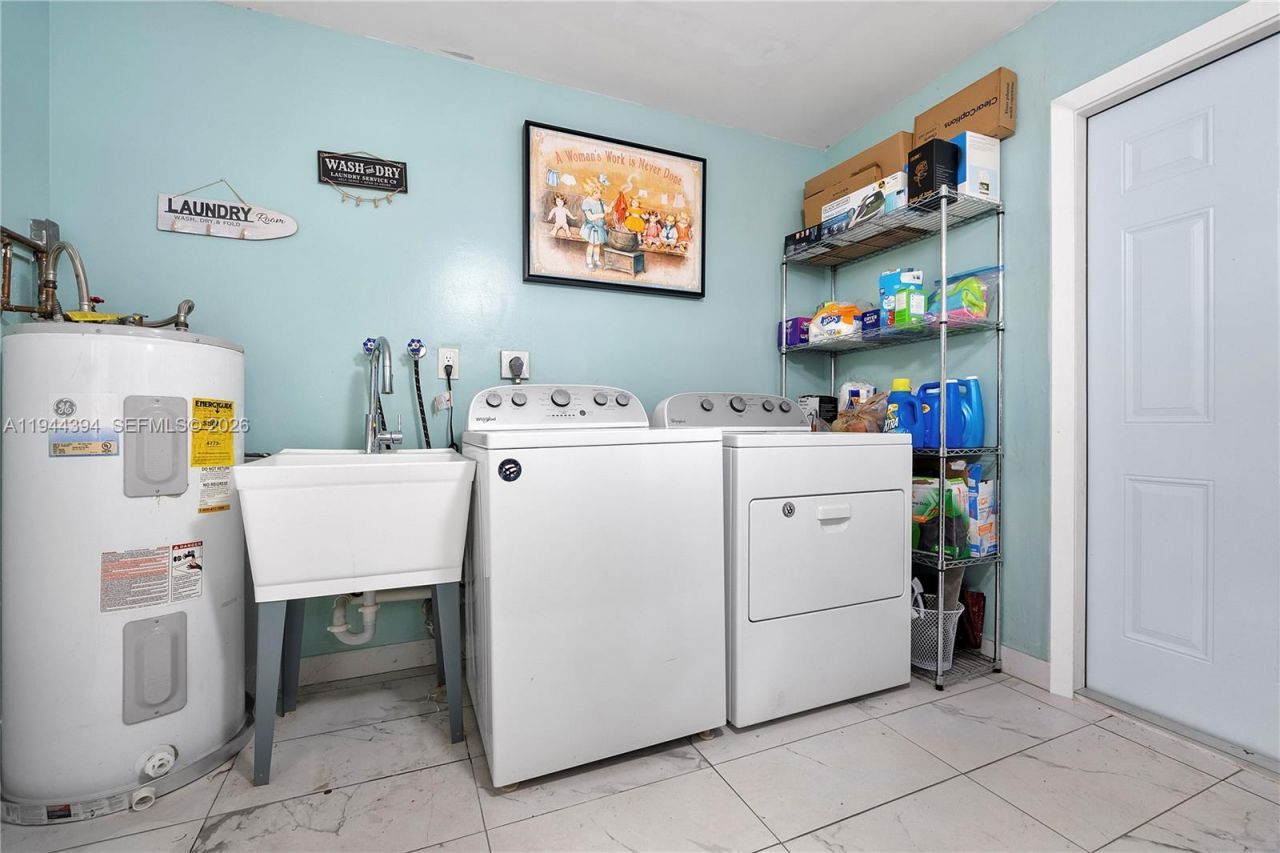 5011 NW 51st St, Tamarac, FL 33319 Photo