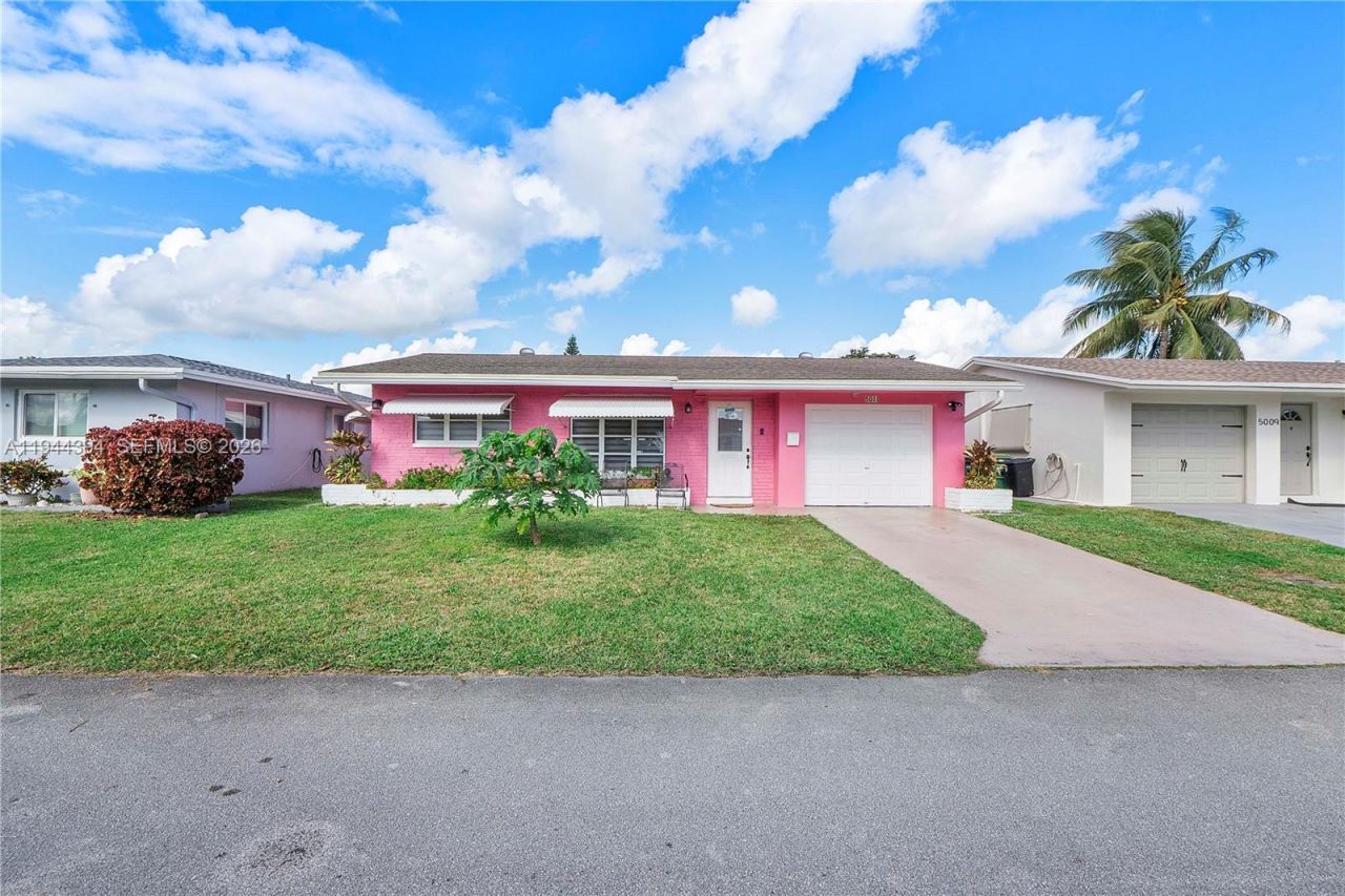 5011 NW 51st St , Tamarac, FL 33319 Photo