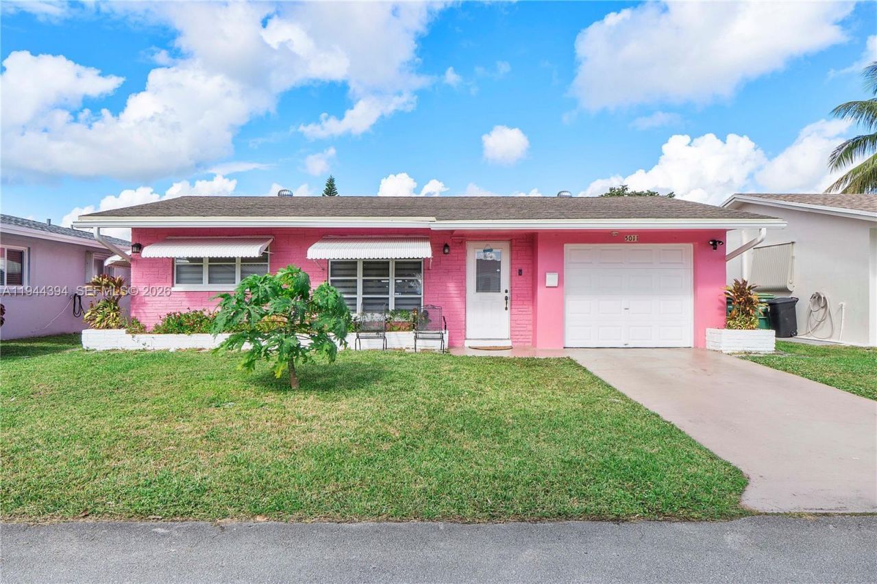 5011 NW 51st St, Tamarac, FL 33319 Photo