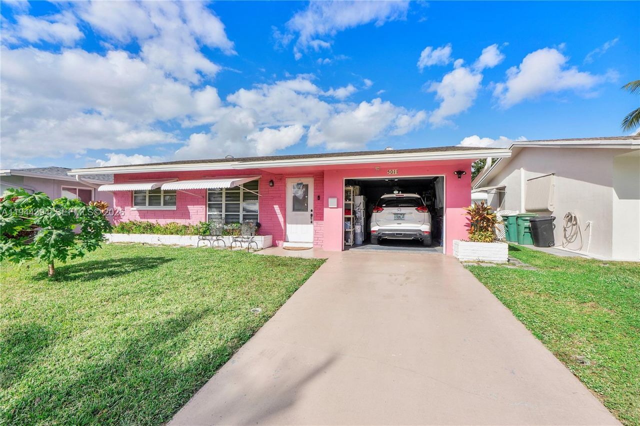 5011 NW 51st St, Tamarac, FL 33319 Photo