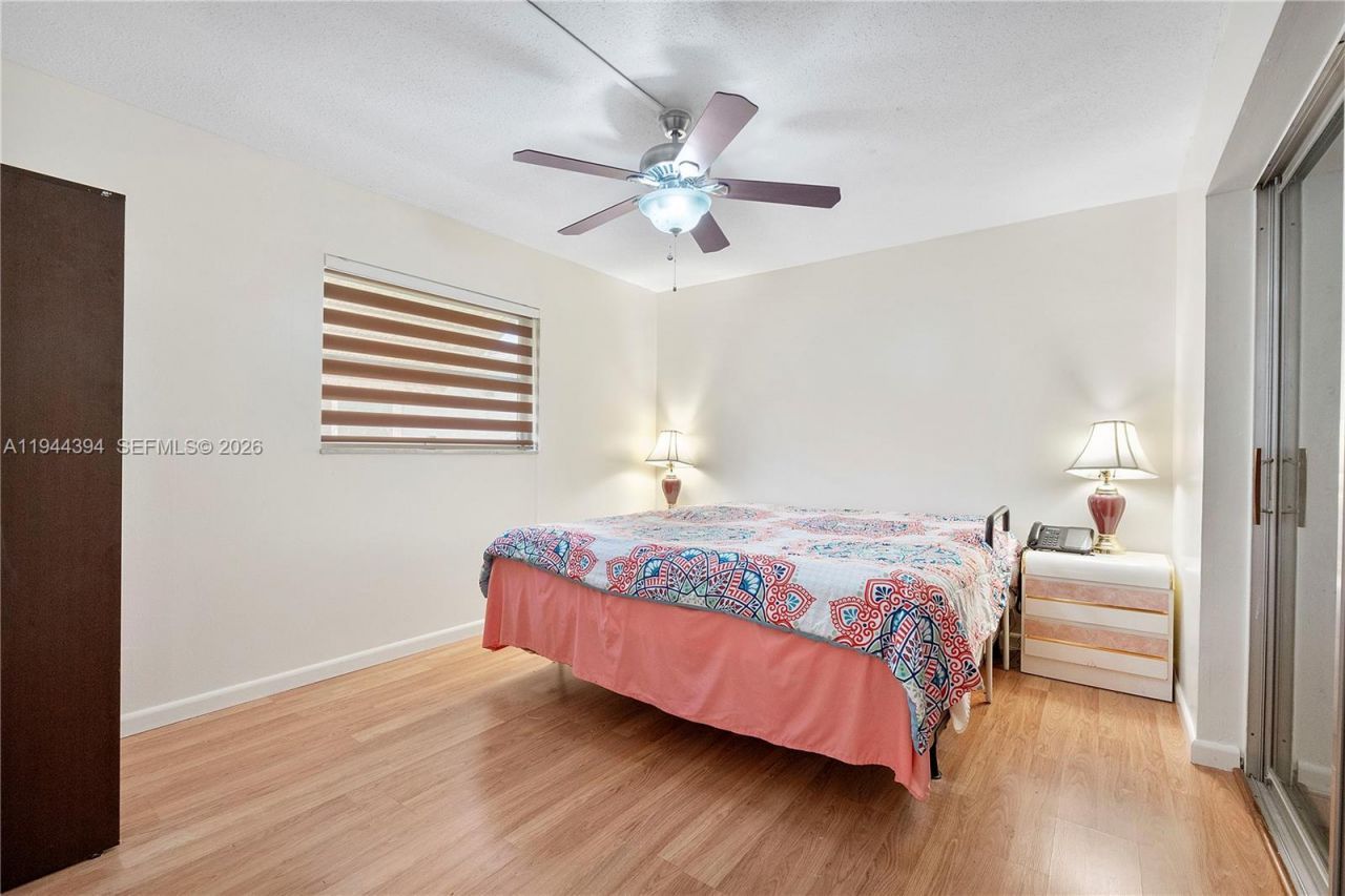 5011 NW 51st St, Tamarac, FL 33319 Photo