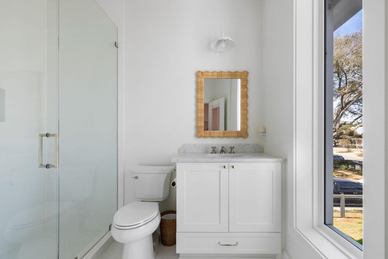 1331 Pherigo Street Photo 26