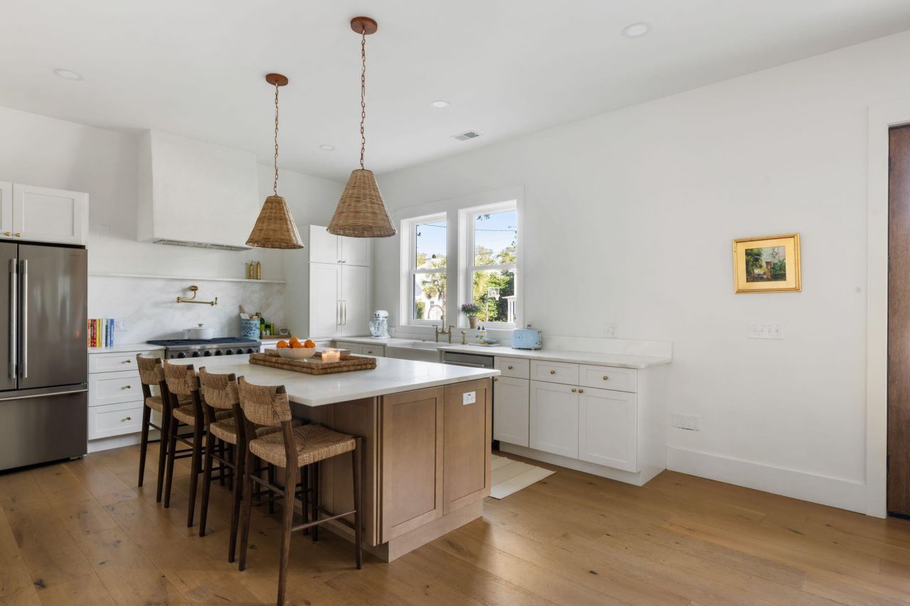 1331 Pherigo Street Photo 8