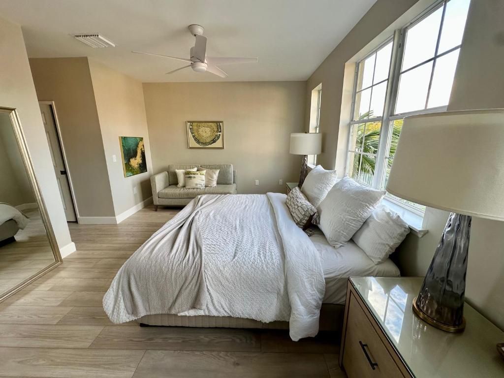 610 Fern Street, West Palm Beach, FL 33401 Photo