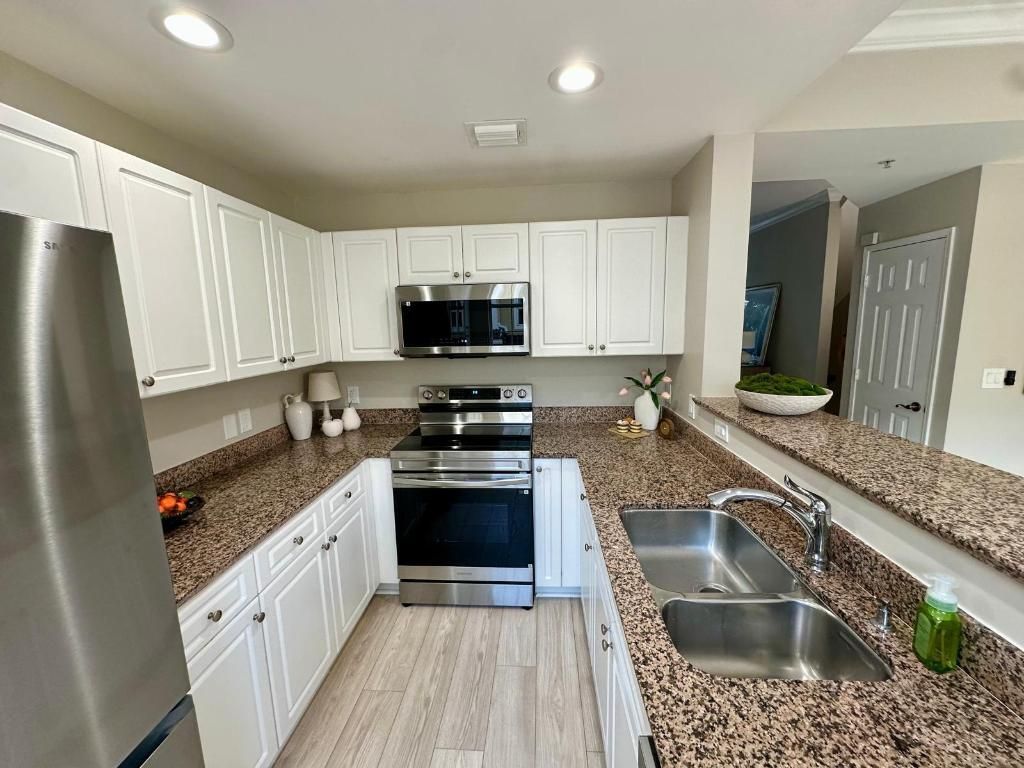 610 Fern Street, West Palm Beach, FL 33401 Photo