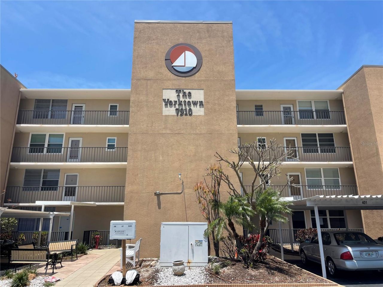7910 Sun Island Drive S, Unit 203, South Pasadena, FL 33707 Photo